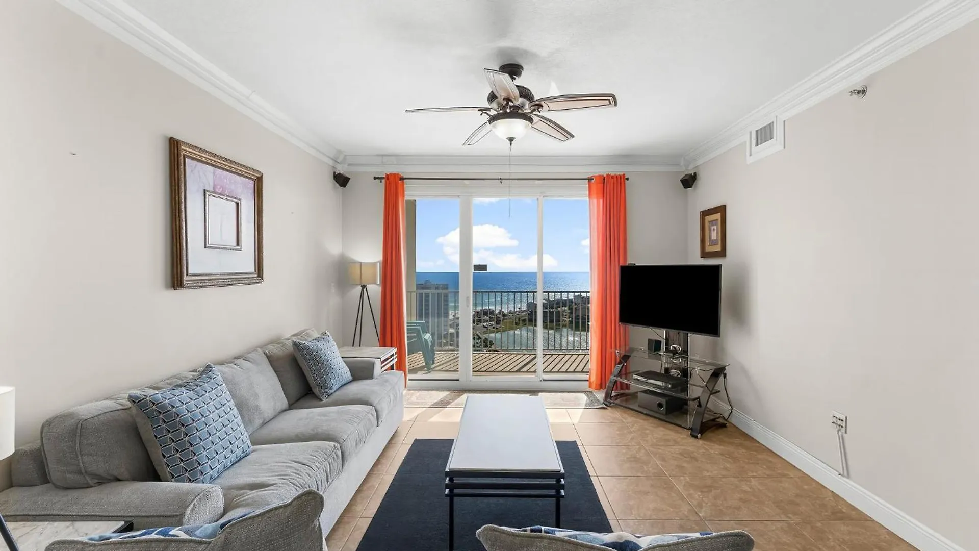 Beautiful Destin Beach View Condo
