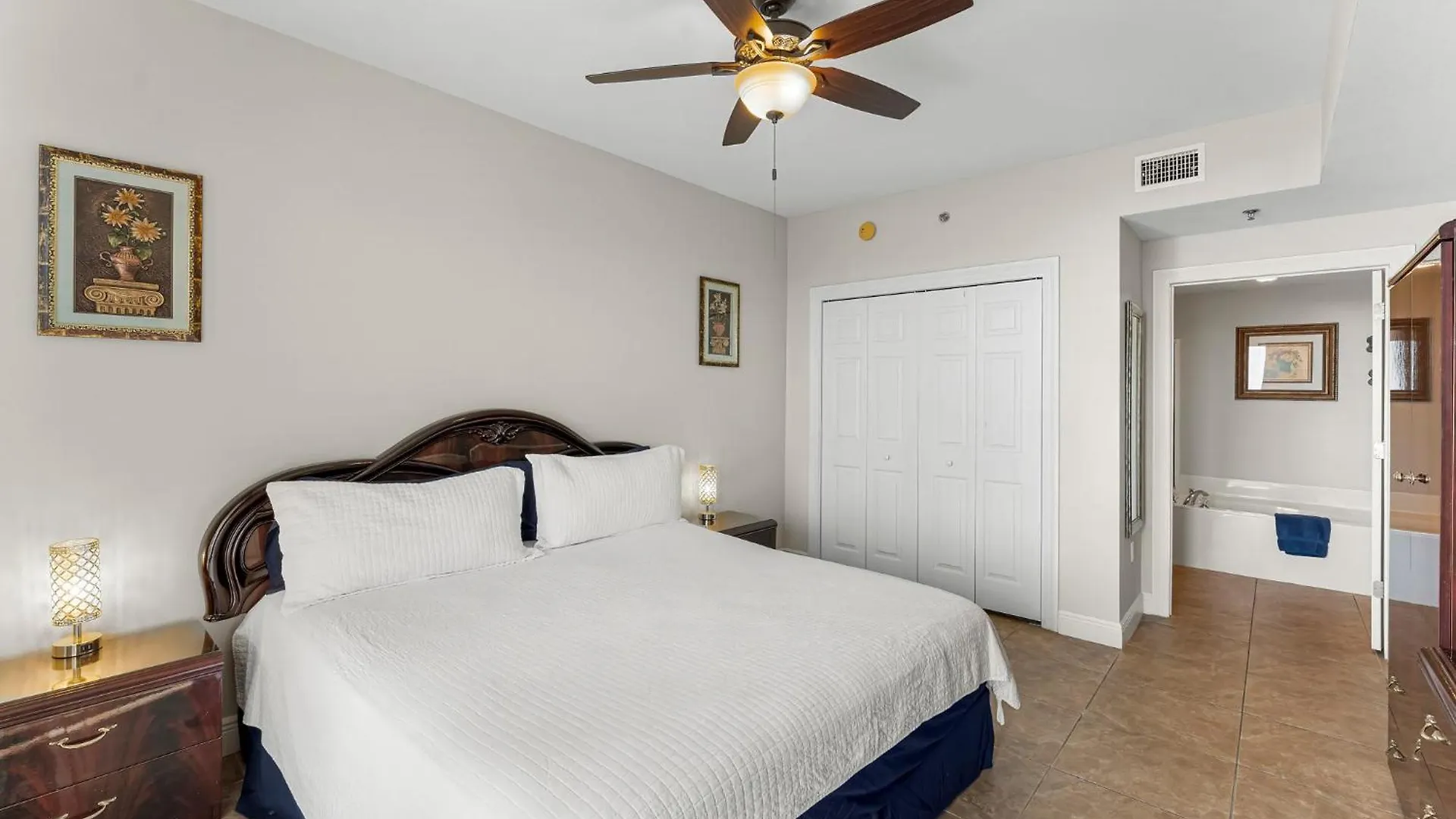 Beautiful Destin Beach View Condo