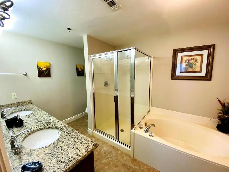Beautiful Destin Beach View Condo