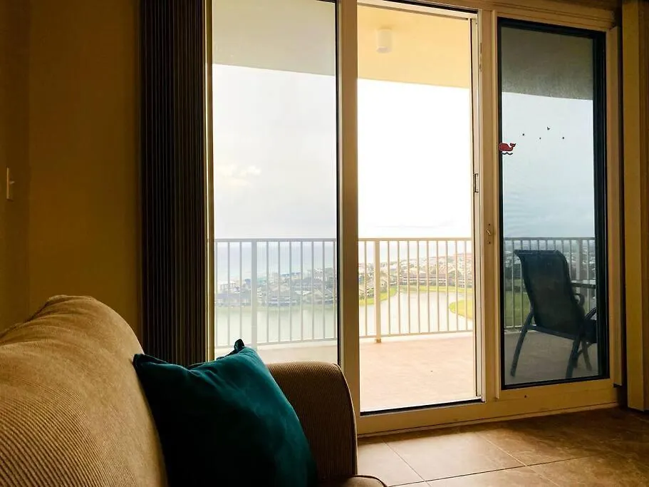 Beautiful Destin Beach View Condo